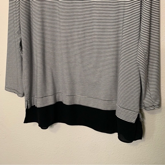 Women's Chico's Black and White Striped Tunic Size Large - Picture 5 of 8